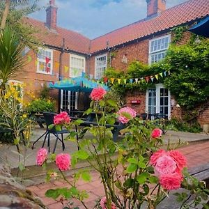 Sutton Staithe Hotel